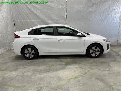 2018 Hyundai IONIQ HYBRID Blue - Photo 14 - Bethany, CT 06524