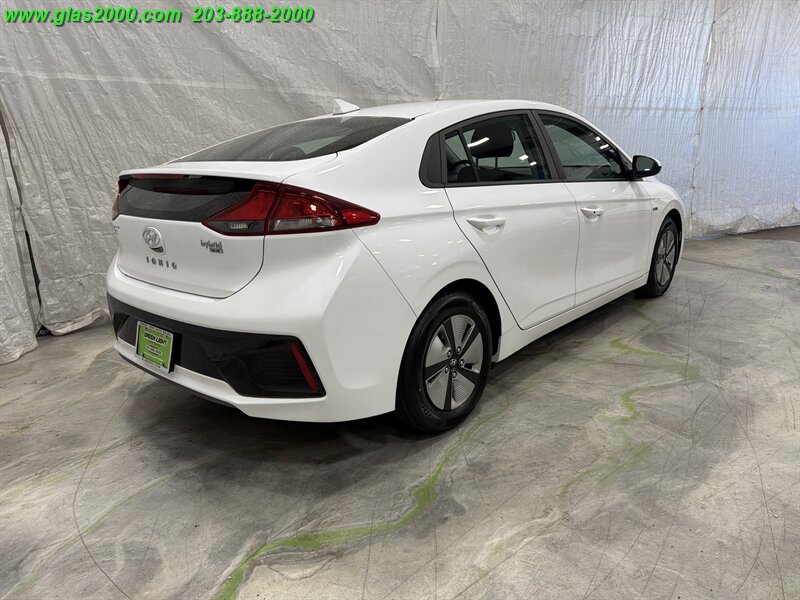 2018 Hyundai IONIQ HYBRID Blue - Photo 8 - Bethany, CT 06524