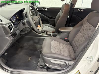 2018 Hyundai IONIQ HYBRID Blue - Photo 23 - Bethany, CT 06524