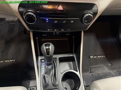 2018 Hyundai Tucson SE - Photo 28 - Bethany, CT 06524