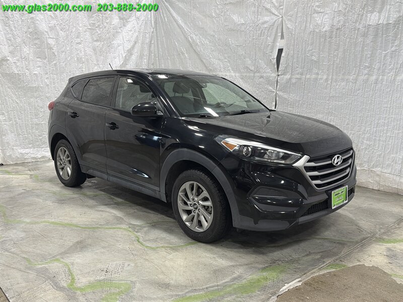 2018 Hyundai Tucson SE - Photo 2 - Bethany, CT 06524