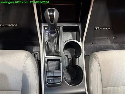2018 Hyundai Tucson SE - Photo 16 - Bethany, CT 06524