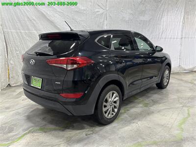 2018 Hyundai Tucson SE - Photo 8 - Bethany, CT 06524
