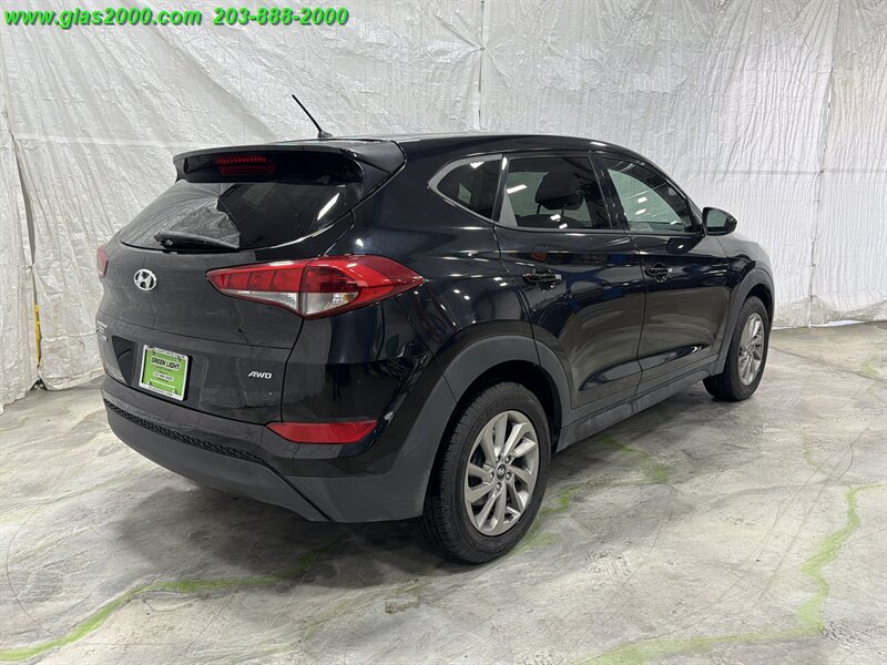2018 Hyundai Tucson SE - Photo 8 - Bethany, CT 06524