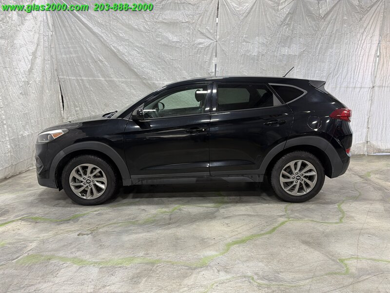 2018 Hyundai Tucson SE - Photo 13 - Bethany, CT 06524