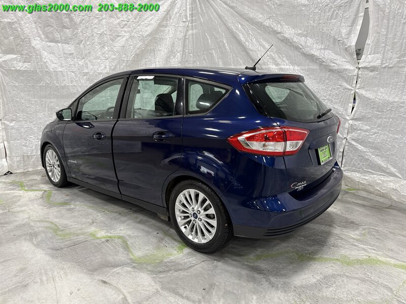 2017 Ford C-Max Hybrid SE - Photo 7 - Bethany, CT 06524