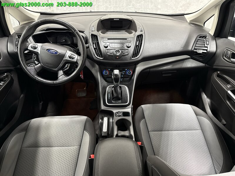 2017 Ford C-Max Hybrid SE - Photo 5 - Bethany, CT 06524