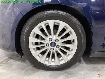 2017 Ford C-Max Hybrid SE - Photo 11 - Bethany, CT 06524