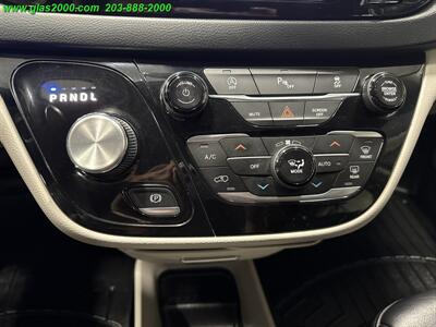 2018 Chrysler Pacifica Touring L Plus   - Photo 32 - Bethany, CT 06524