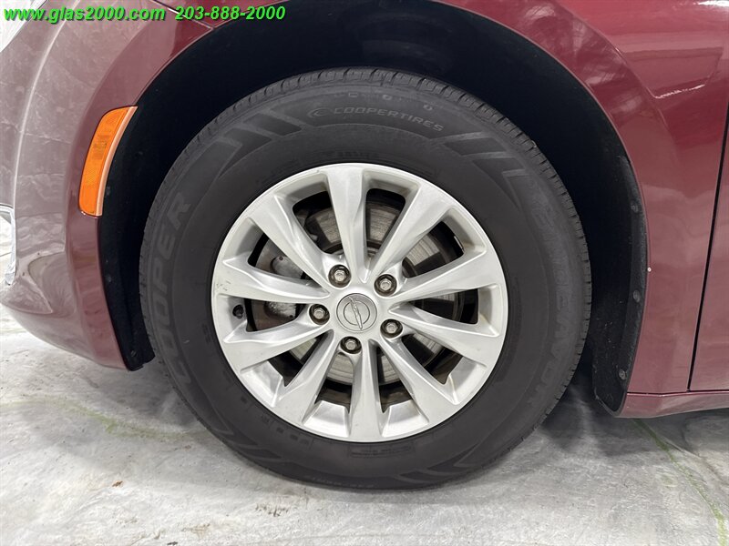 2018 Chrysler Pacifica Touring L Plus   - Photo 31 - Bethany, CT 06524