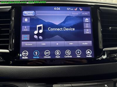 2018 Chrysler Pacifica Touring L Plus   - Photo 17 - Bethany, CT 06524