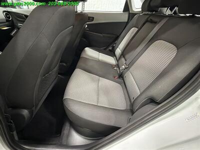 2019 Hyundai Kona SE   - Photo 9 - Bethany, CT 06524