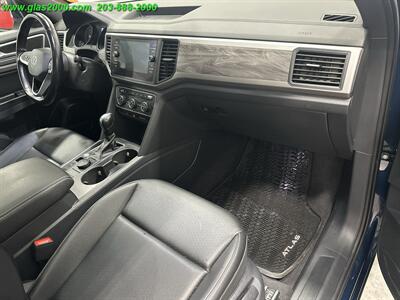 2020 Volkswagen Atlas SE 4Motion - Photo 5 - Bethany, CT 06524
