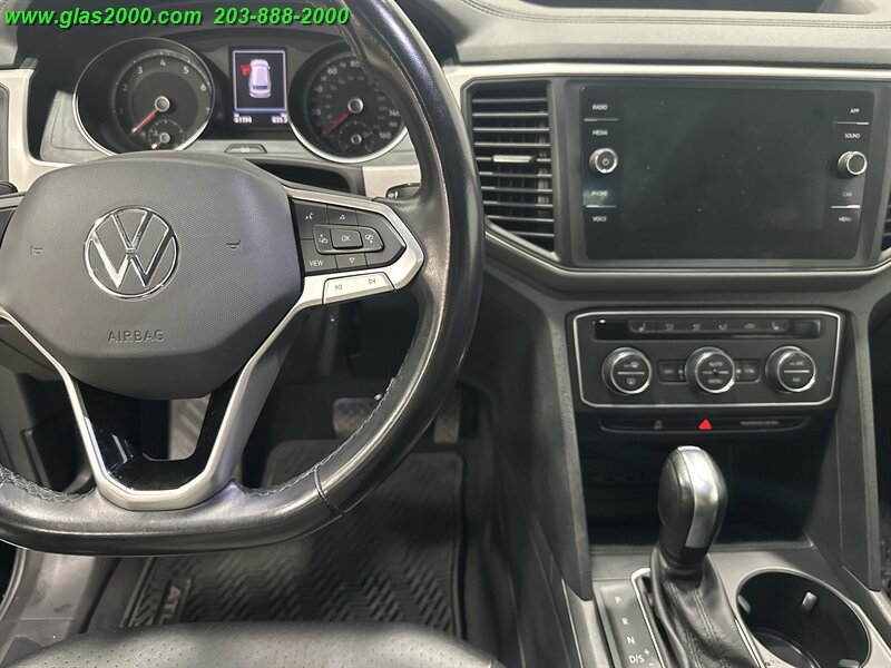 2020 Volkswagen Atlas SE 4Motion - Photo 22 - Bethany, CT 06524