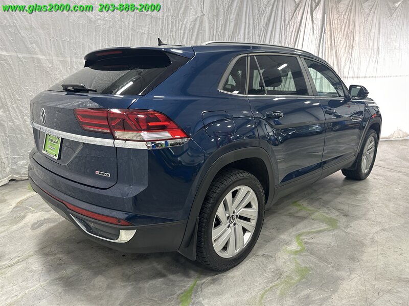 2020 Volkswagen Atlas SE 4Motion - Photo 8 - Bethany, CT 06524
