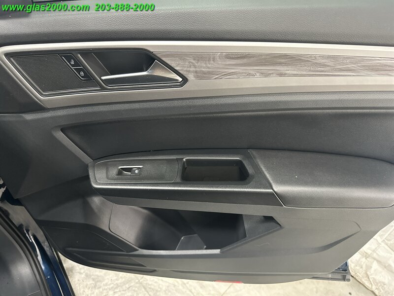 2020 Volkswagen Atlas SE 4Motion - Photo 26 - Bethany, CT 06524