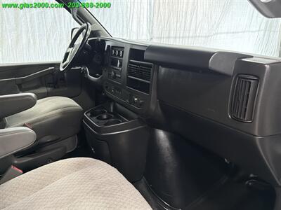 2019 Chevrolet Express LS 2500   - Photo 5 - Bethany, CT 06524