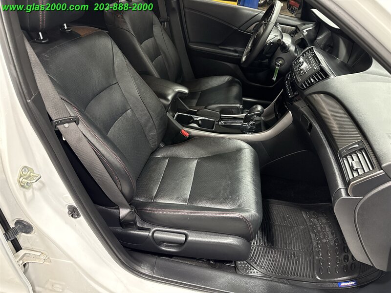 2017 Honda Accord Sport Special Edition - Photo 5 - Bethany, CT 06524