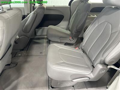 2020 Chrysler Pacifica Touring   - Photo 29 - Bethany, CT 06524