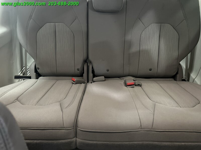 2020 Chrysler Pacifica Touring - Photo 24 - Bethany, CT 06524