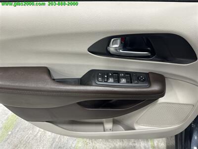 2020 Chrysler Pacifica Touring   - Photo 25 - Bethany, CT 06524