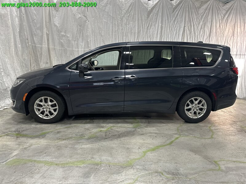 2020 Chrysler Pacifica Touring - Photo 13 - Bethany, CT 06524