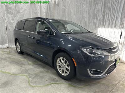 2020 Chrysler Pacifica Touring   - Photo 2 - Bethany, CT 06524