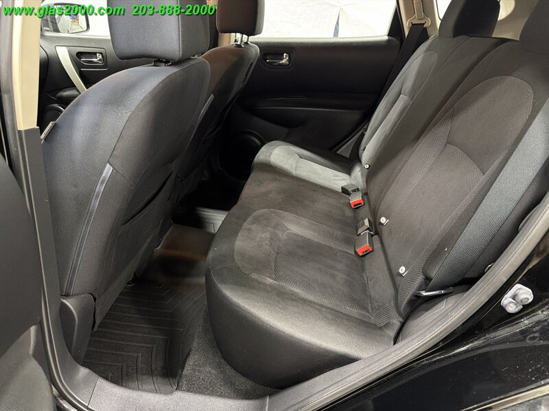 2014 Nissan Rogue SELECT S - Photo 9 - Bethany, CT 06524