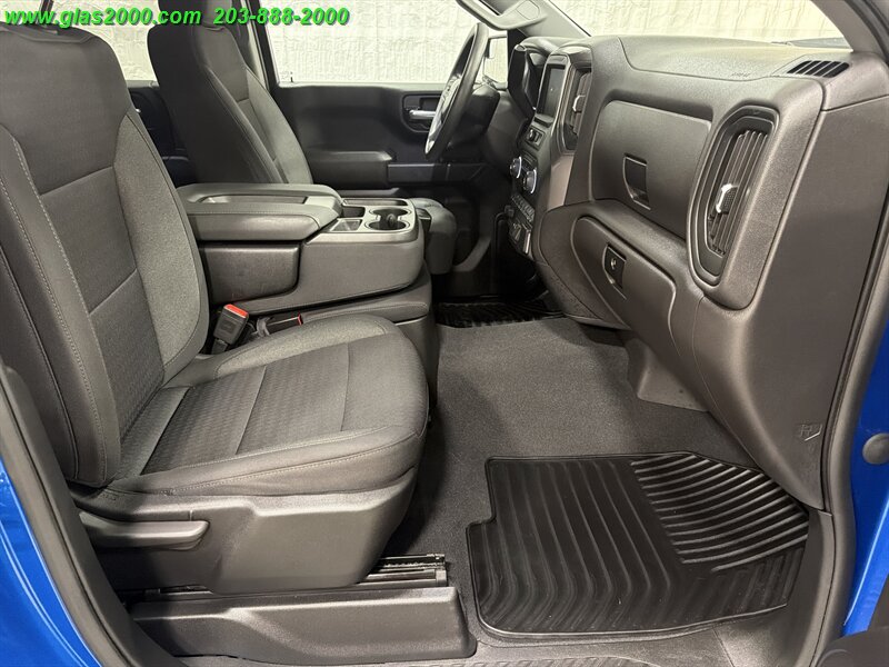 2023 Chevrolet Silverado 1500 Custom Trail Boss - Photo 21 - Bethany, CT 06524