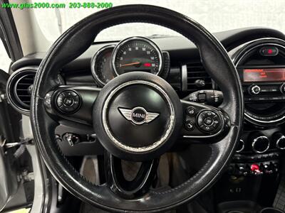 2016 MINI Cooper 5-door   - Photo 4 - Bethany, CT 06524