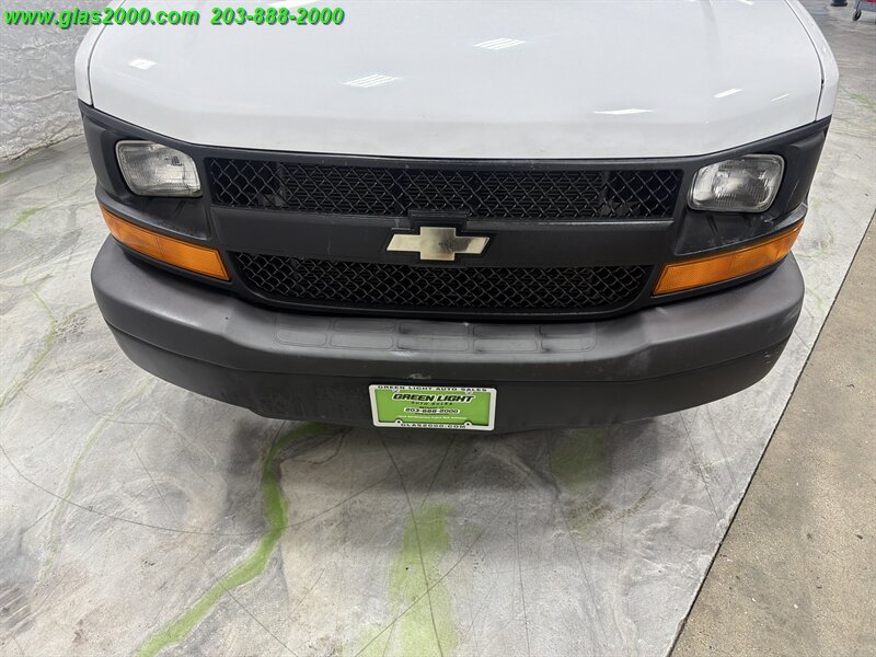 2016 Chevrolet Express 3500 - Photo 18 - Bethany, CT 06524