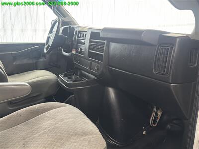 2016 Chevrolet Express 3500 - Photo 5 - Bethany, CT 06524