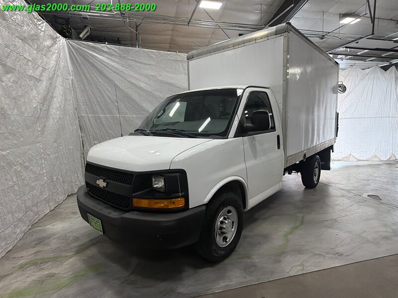 2016 Chevrolet Express 3500   - Photo 1 - Bethany, CT 06524