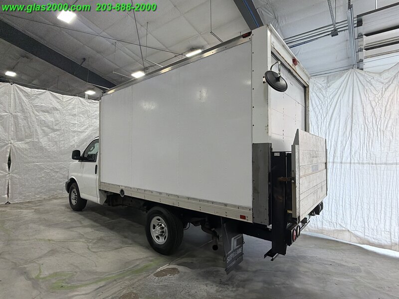 2016 Chevrolet Express 3500 - Photo 7 - Bethany, CT 06524