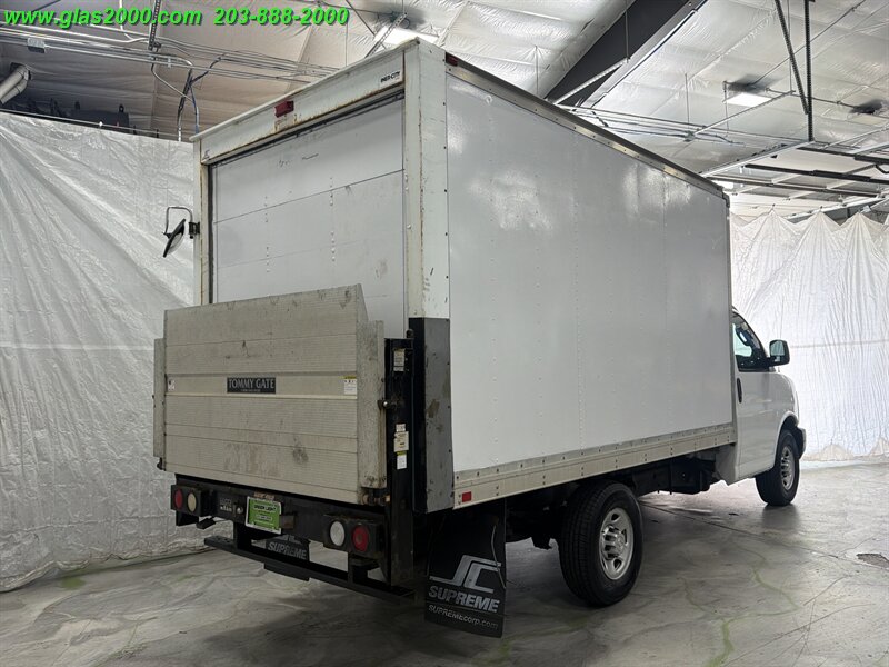 2016 Chevrolet Express 3500 - Photo 8 - Bethany, CT 06524