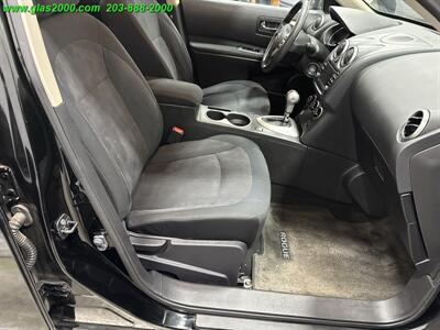 2014 Nissan Rogue S   - Photo 5 - Bethany, CT 06524