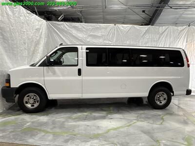 2022 Chevrolet Express LS Passenger   - Photo 13 - Bethany, CT 06524