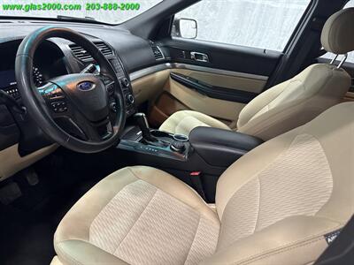 2017 Ford Explorer   - Photo 3 - Bethany, CT 06524