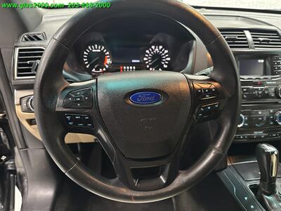 2016 Ford Explorer   - Photo 4 - Bethany, CT 06524