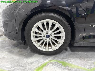 2017 Ford C-MAX Hybrid SE   - Photo 16 - Bethany, CT 06524