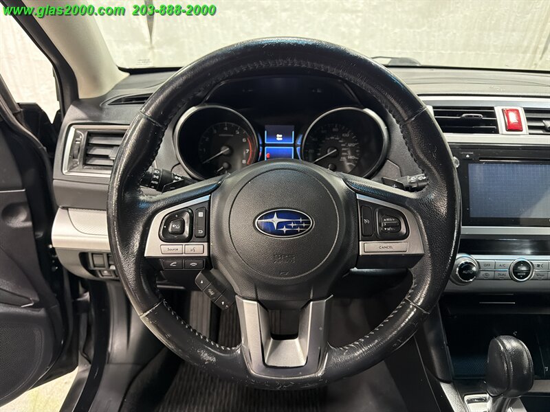 2017 Subaru Outback 2.5i Premium - Photo 4 - Bethany, CT 06524