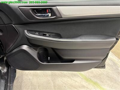 2017 Subaru Outback 2.5i Premium - Photo 26 - Bethany, CT 06524