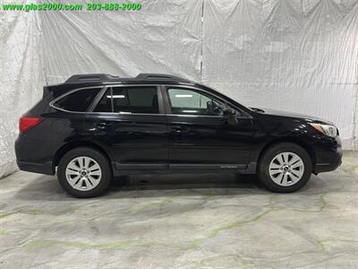 2017 Subaru Outback 2.5i Premium - Photo 14 - Bethany, CT 06524
