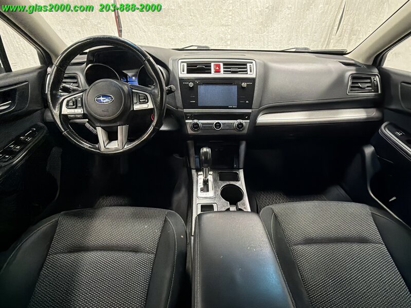 2017 Subaru Outback 2.5i Premium - Photo 6 - Bethany, CT 06524