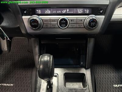 2017 Subaru Outback 2.5i Premium - Photo 30 - Bethany, CT 06524