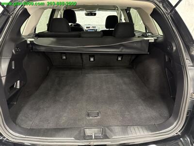 2017 Subaru Outback 2.5i Premium - Photo 15 - Bethany, CT 06524