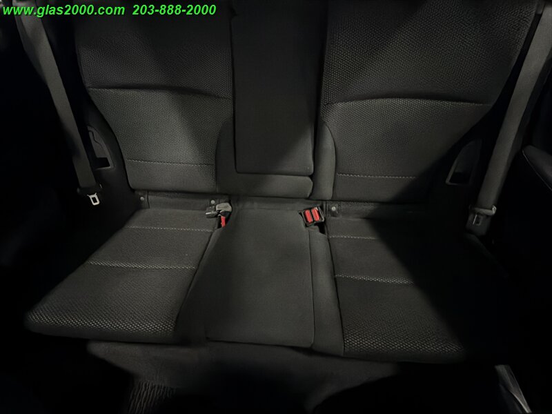 2017 Subaru Outback 2.5i Premium - Photo 24 - Bethany, CT 06524