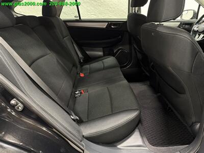 2017 Subaru Outback 2.5i Premium - Photo 10 - Bethany, CT 06524