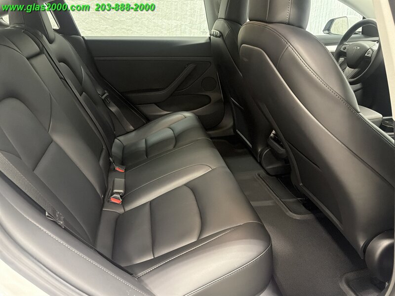 2022 Tesla Model 3 Long Range - Photo 10 - Bethany, CT 06524