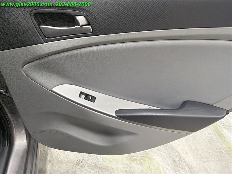 2017 Hyundai ACCENT SE - Photo 26 - Bethany, CT 06524